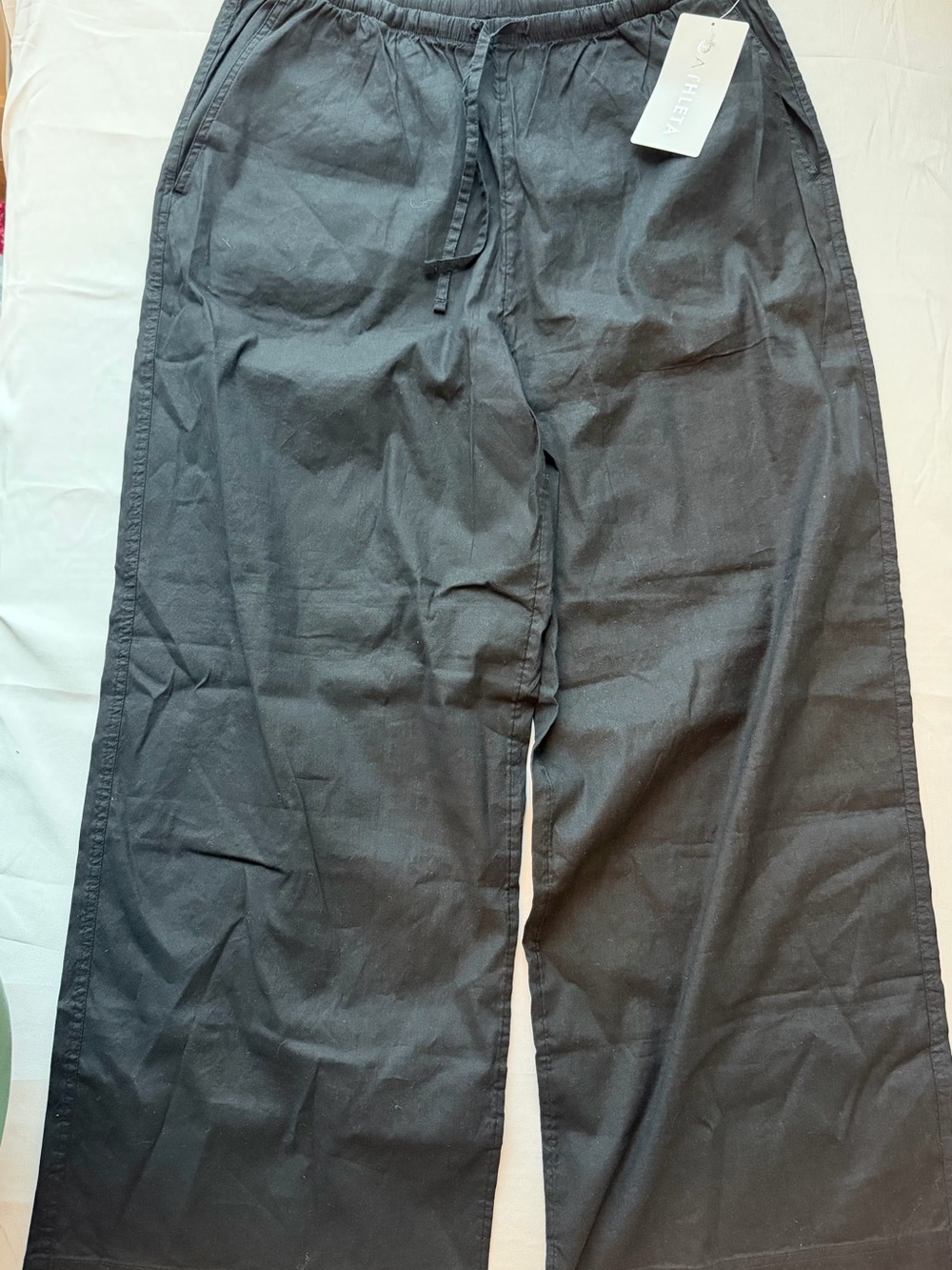 Athleta Wide-Leg Drawstring Pants in Black